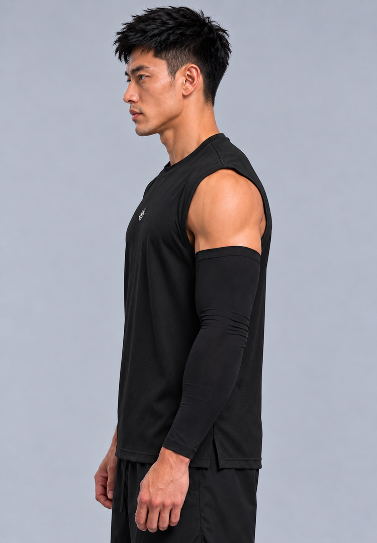 On Court Vest Black